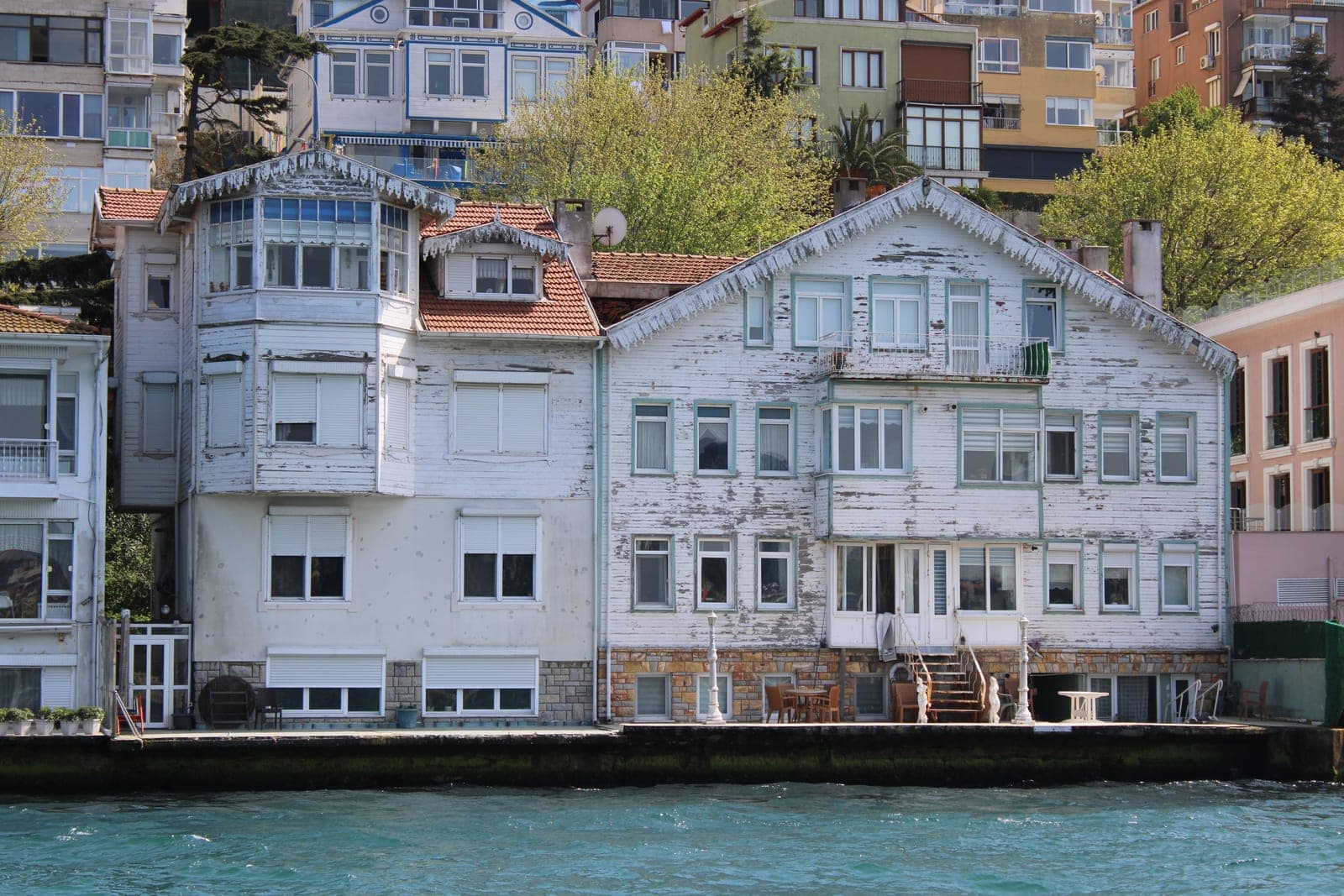 Arnavutköy'de Tadilat: Boğaz Kıyısındaki Ahşap Evlerde Restorasyon (2026)