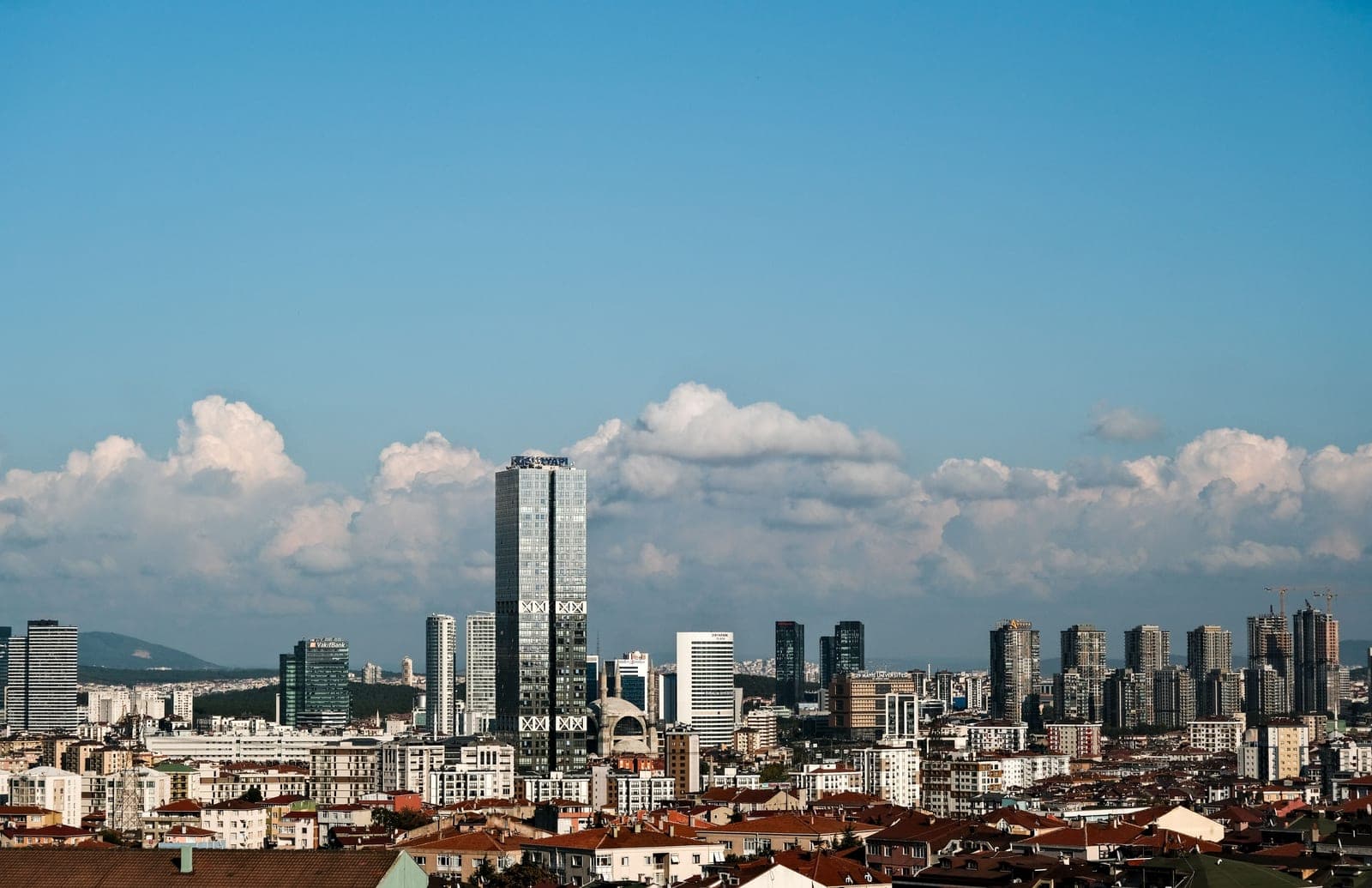 Apartment Renovation in Levent: Personalising a Modern Tower (2026)